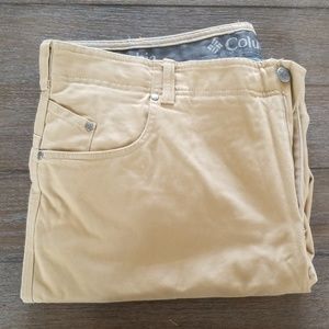 Columbia mens khakis